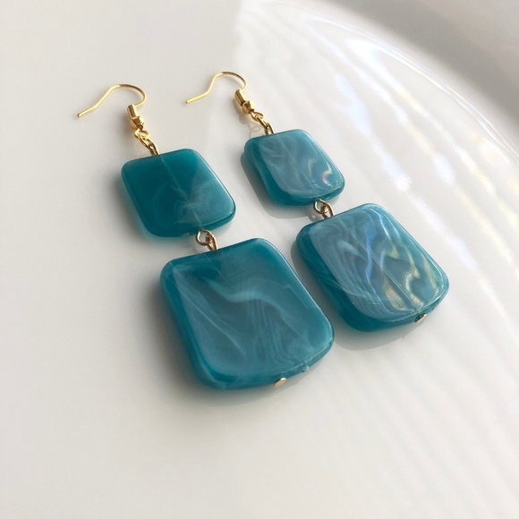NEW "Temple" Acrylic Square Earrings (blue) - Picture 3 of 8